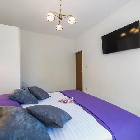 Tafra Apartment