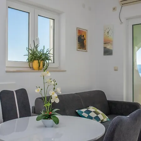 Apartment Tafra