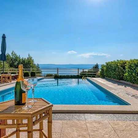Tafra Apartamento
