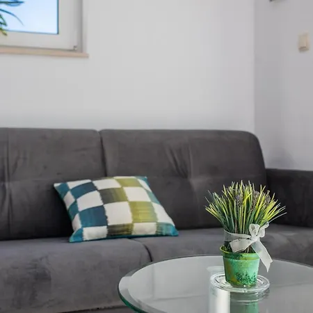 Apartamento Tafra